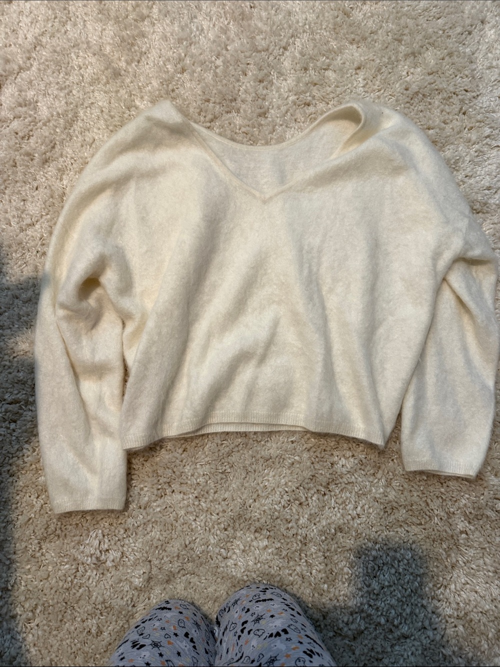 Worn once Women's Cream V-Neck Knit Sweater